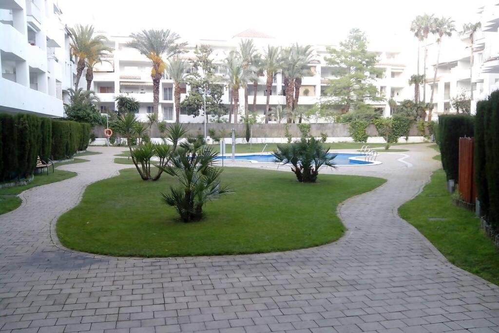 Bonito Apartamento De 3 Hab. Con Jardin Росас Экстерьер фото